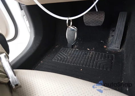 2016 Mercedes-Benz C 300 4Matic из США, поврежденный, VIN WDDWF4KB9GR125296